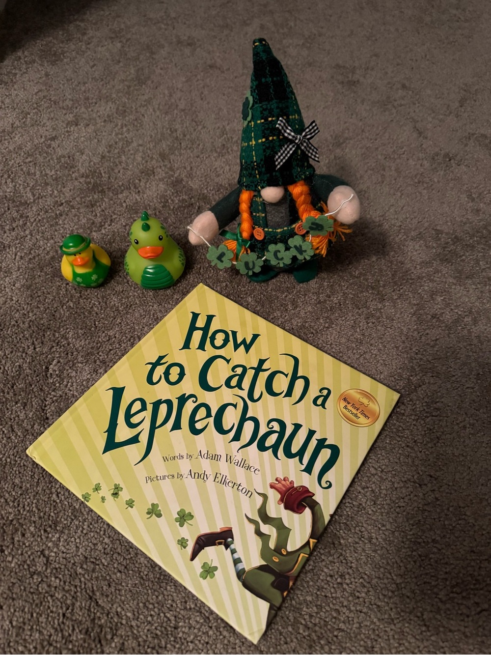 St. Patrick's Day Green Leprechaun Kids Costume Hat & Accessories